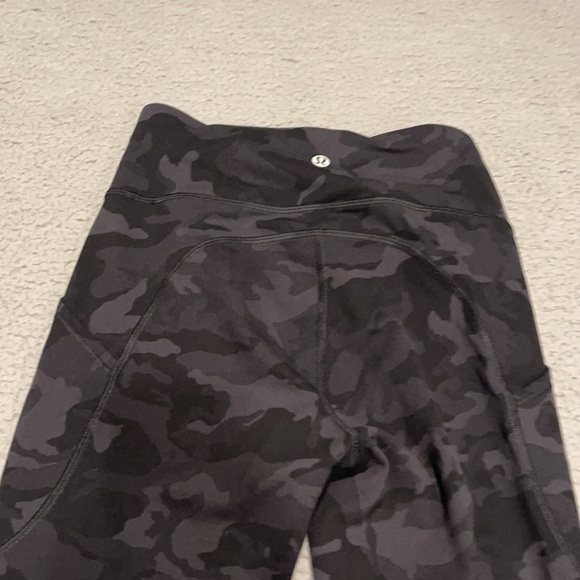 Lululemon Invigorate High-Rise Tight 25
Heritage 365 Camo Deep Coal Multi size 4 - Picture 6 of 7